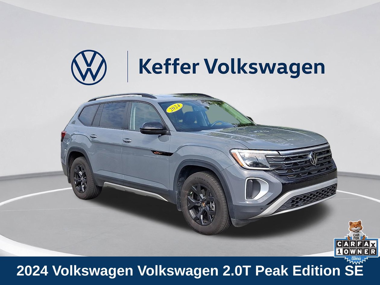 Used 2024 Volkswagen Atlas Peak Edition SE AWD/4WD image 1