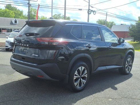 Used 2023 Nissan Rogue SV AWD/4WD image 4