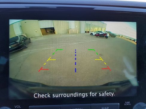 Used 2024 Nissan Frontier PRO-4X w/ Technology Package image 14