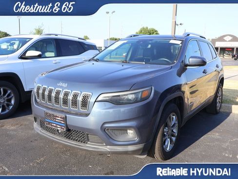 Used 2021 Jeep Cherokee Latitude Plus FWD image 11