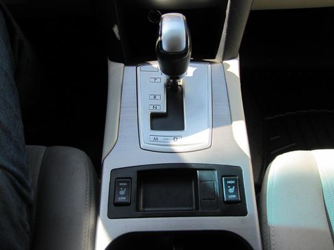 Used 2014 Subaru Legacy 2.5i Premium image 12