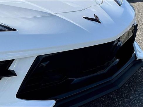 Used 2023 Chevrolet Corvette Stingray Preferred Cpe w/ Z51 Performance Package RWD image 28