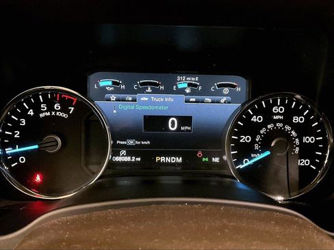 Used 2019 Ford F150 Lariat w/ Equipment Group 502A Luxury image 19