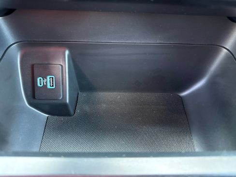 Used 2024 Ford F150 STX RWD image 17