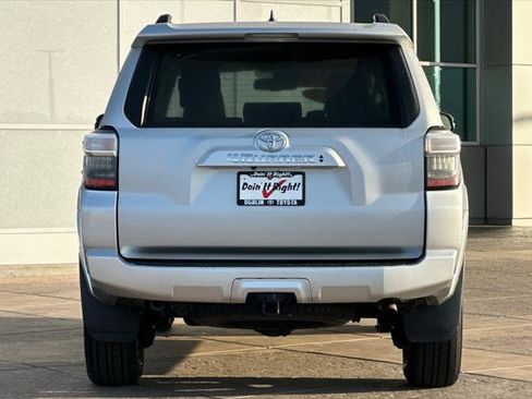 Certified 2024 Toyota 4Runner SR5 Premium image 6