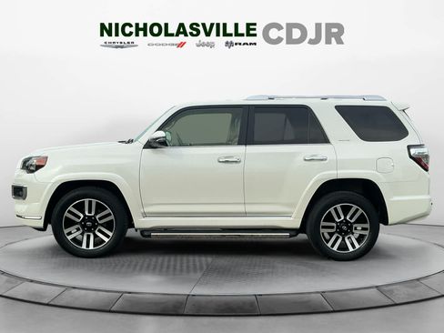 Used 2019 Toyota 4Runner Limited AWD/4WD image 2
