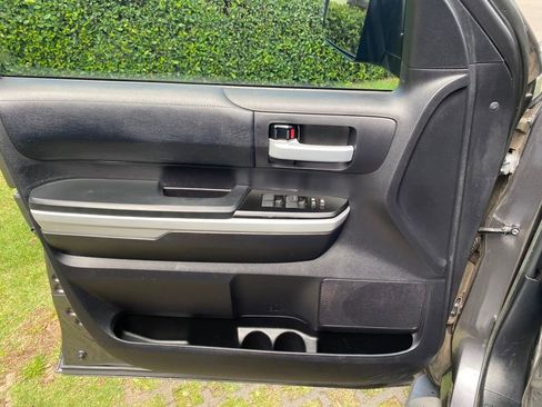 Used 2021 Toyota Tundra SR5 image 31