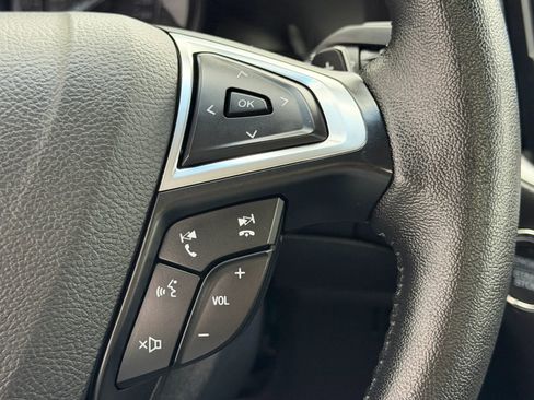 Used 2019 Ford Edge SEL w/ Equipment Group 201A image 21