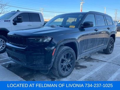 Used 2024 Jeep Grand Cherokee L Laredo