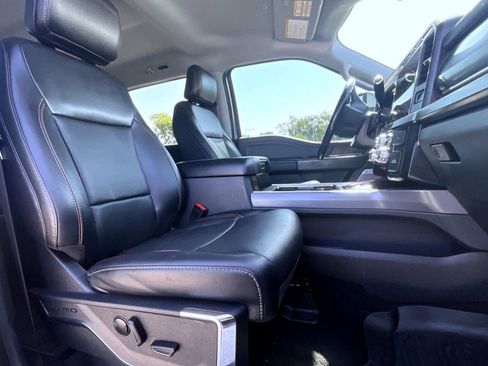 Used 2023 Ford F250 Lariat w/ Sport Appearance Package AWD/4WD image 18