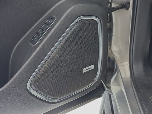 Used 2019 GMC Yukon SLT w/ HD Trailering Package image 20