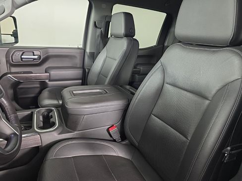 Used 2021 Chevrolet Silverado 1500 LTZ w/ Technology Package image 18