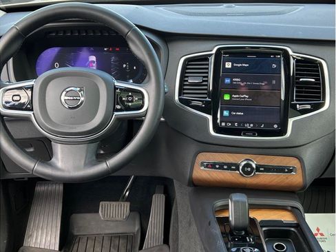 Used 2023 Volvo XC90 B6 Plus w/ Protection Package Premier image 12