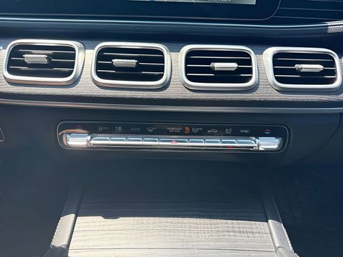 Used 2021 Mercedes-Benz GLE 350 image 19