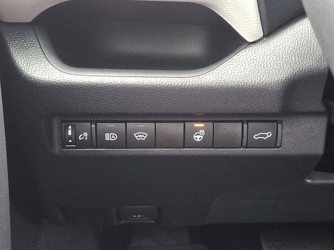 Used 2023 Toyota RAV4 XLE w/ Convenience Package image 23