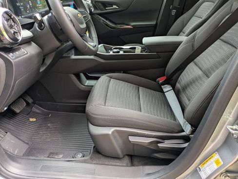 New 2026 Chevrolet Equinox LT FWD image 10