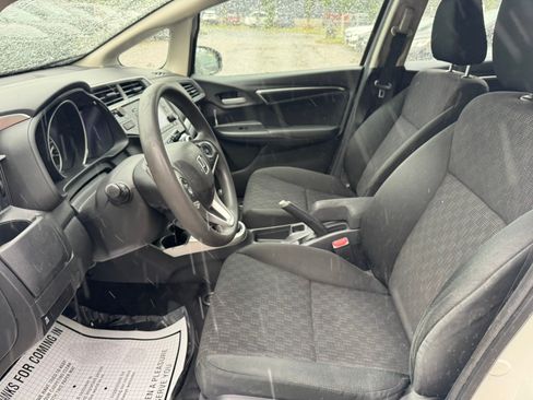 Used 2017 Honda Fit LX image 9