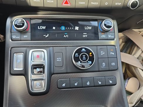 Used 2025 Hyundai Palisade Calligraphy AWD/4WD image 18