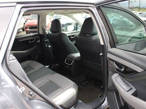 Used 2025 Subaru Outback Onyx Edition AWD/4WD image 51