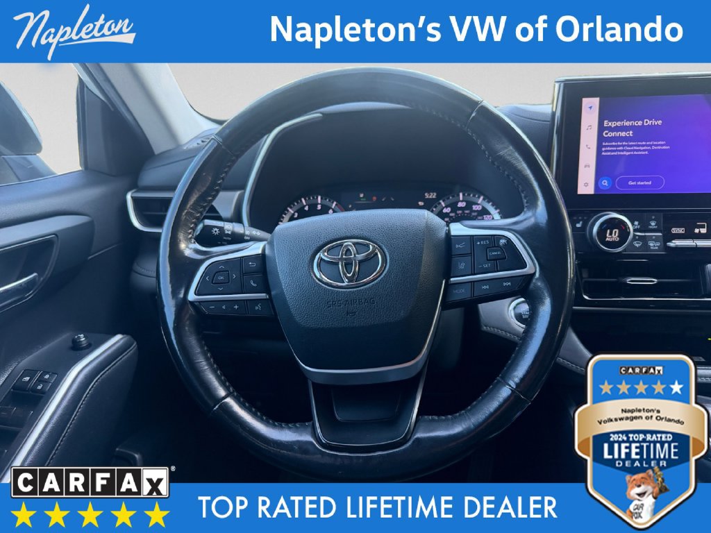 Used 2023 Toyota Highlander XLE FWD image 12