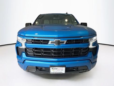 Used 2024 Chevrolet Silverado 1500 RST w/ Convenience Package II AWD/4WD image 2