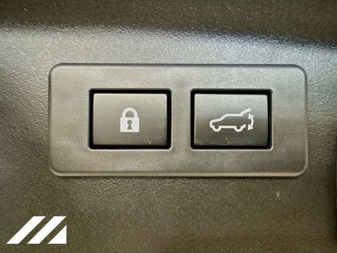 Used 2026 Subaru Outback Premium AWD/4WD image 28