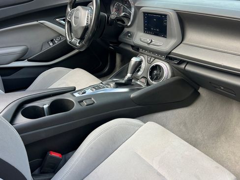 Used 2023 Chevrolet Camaro LT image 18