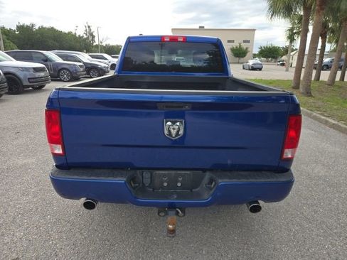 Used 2017 RAM 1500 Express RWD image 4