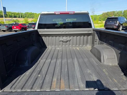 Used 2023 Chevrolet Silverado 1500 LT w/ Protection Package AWD/4WD image 19