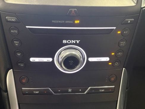 Used 2017 Ford Edge Titanium w/ Technology Package FWD image 29
