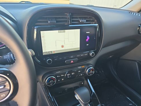 Used 2024 Kia Soul EX w/ Option Group 015 image 25