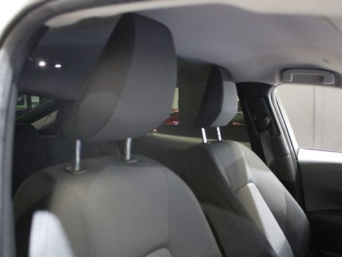 Used 2024 Toyota Prius LE FWD image 17