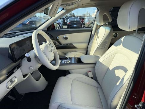 Used 2023 Genesis GV60 Advanced image 17