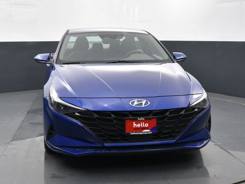 Used 2022 Hyundai Elantra SEL w/ Convenience Package image 4