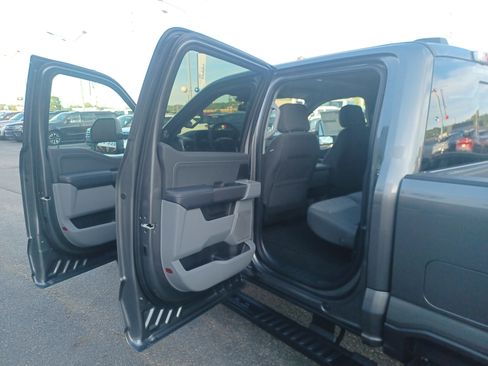 New 2026 Ford F250 XLT w/ XLT Premium Package image 17