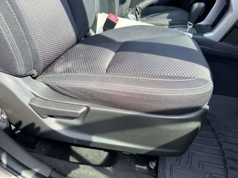 Used 2014 Subaru Forester 2.5i Premium w/ All-Weather Package image 11