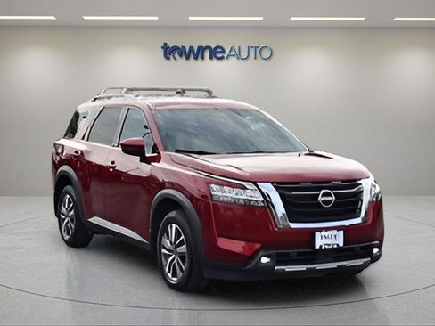 Used 2022 Nissan Pathfinder SL AWD/4WD image 7
