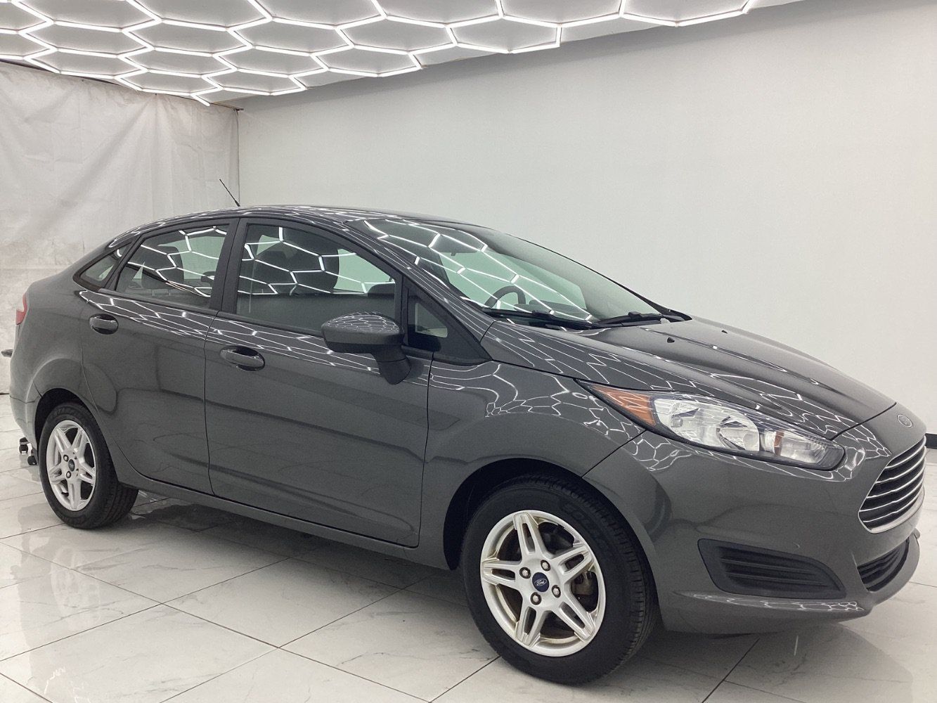 Used 2019 Ford Fiesta SE FWD image 7