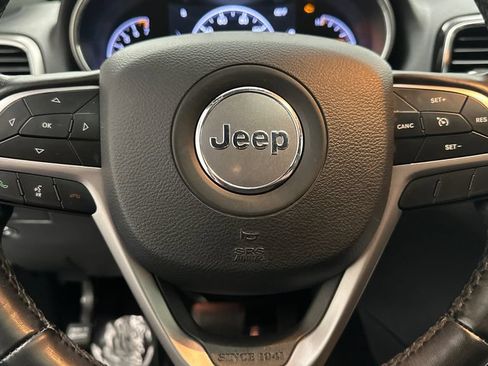 Used 2021 Jeep Grand Cherokee Limited AWD/4WD image 16