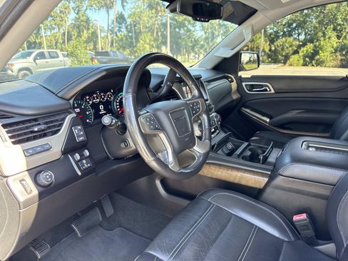Used 2018 GMC Yukon Denali RWD image 22
