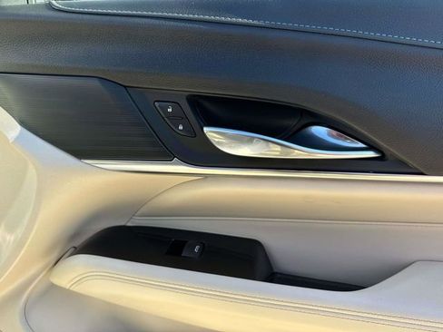 Used 2022 Cadillac CT4 Luxury w/ Cold Weather Package image 20