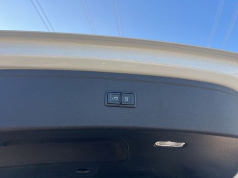 Used 2023 Audi Q5 2.0T Premium Plus image 11