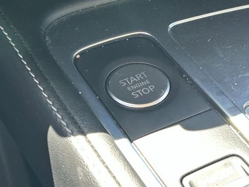 Certified 2023 INFINITI QX60 Luxe w/ Cargo Package image 9