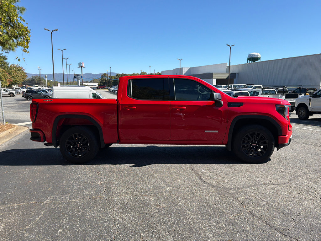 Used 2024 GMC Sierra 1500 Elevation AWD/4WD image 8