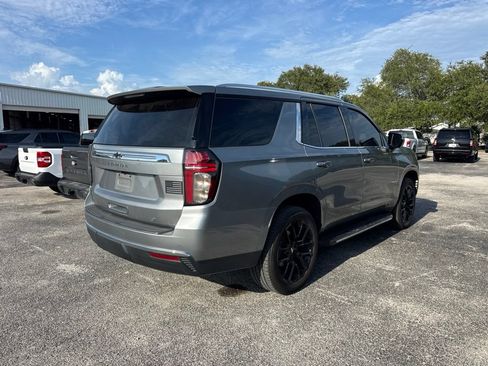 Used 2023 Chevrolet Tahoe LT RWD image 2