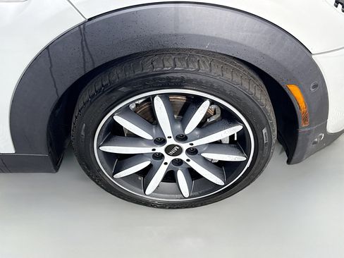 Used 2018 MINI Cooper S image 30