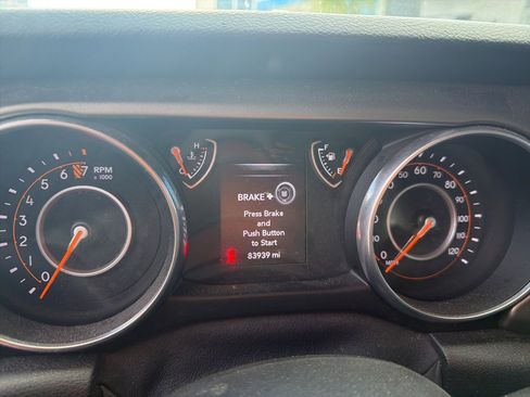 Used 2018 Jeep Wrangler Unlimited Sport S image 17