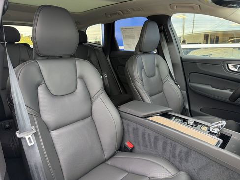 New 2026 Volvo XC60 B5 Ultra w/ Protection Package Premier image 26
