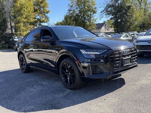 Used 2023 Audi Q8 Premium w/ Convenience Package AWD/4WD image 3