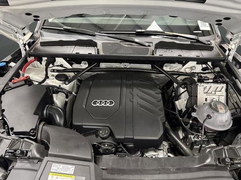 Used 2023 Audi Q5 2.0T Premium w/ Convenience Package image 36